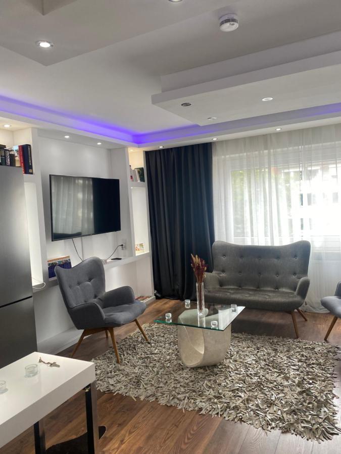 Wohnung In Hamburg Zentrum ภายนอก รูปภาพ