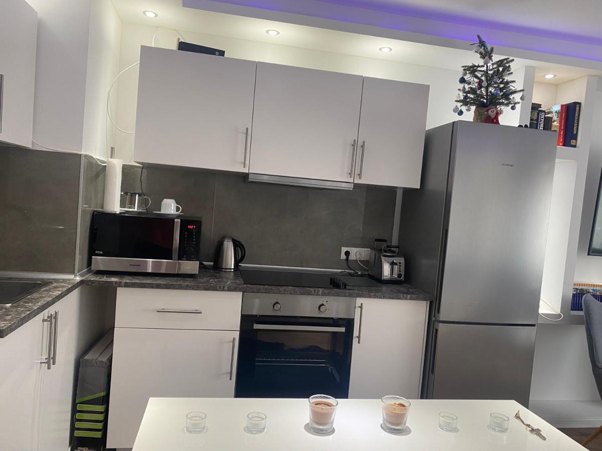 Wohnung In Hamburg Zentrum ภายนอก รูปภาพ